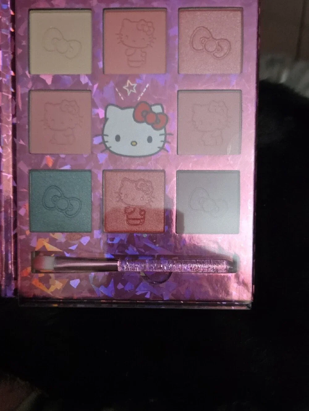Hello Kitty eyeshadow fun